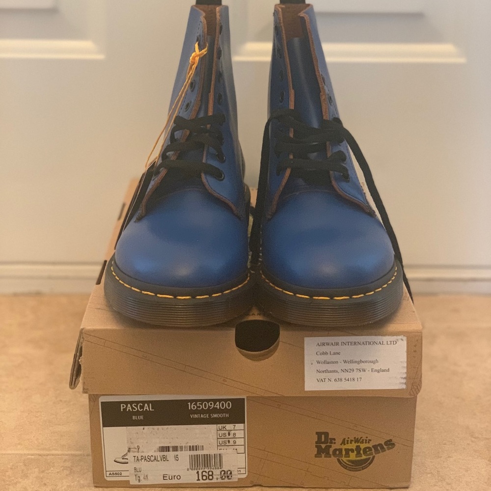 Dr. Martens